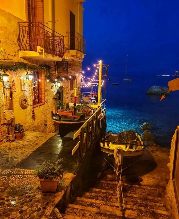 Bed and Breakfast Romeo E Giulietta Scilla Zewnętrze zdjęcie